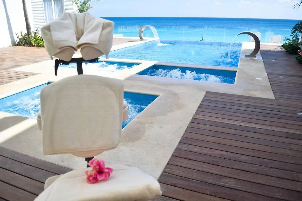 Estudio 3A Sobre La Playa, Excelente Opcion Cancún 0*,  Mexiko
